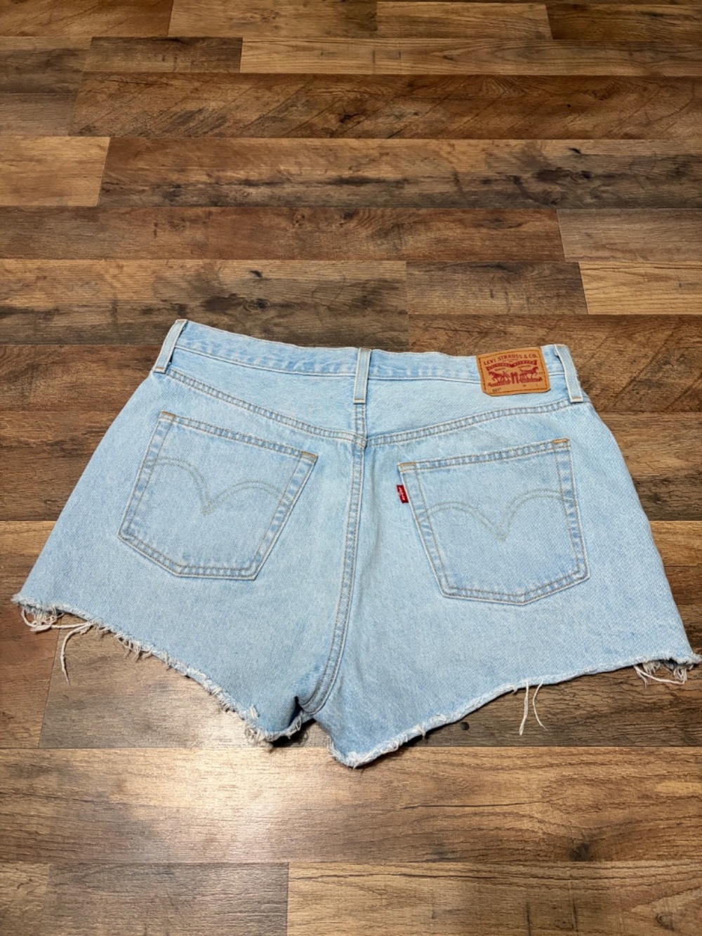 Women’s original 501 shorts - Picture 2 of 5
